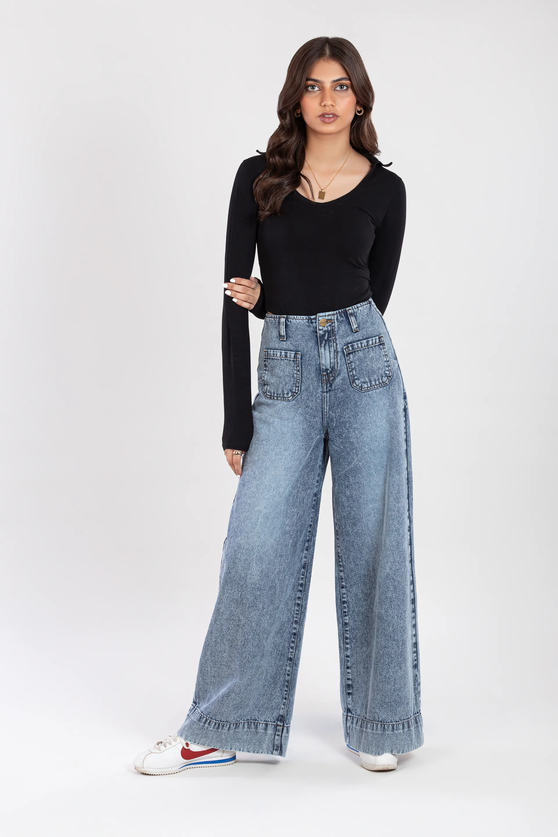 Cyra Patch Pocket Wide Leg