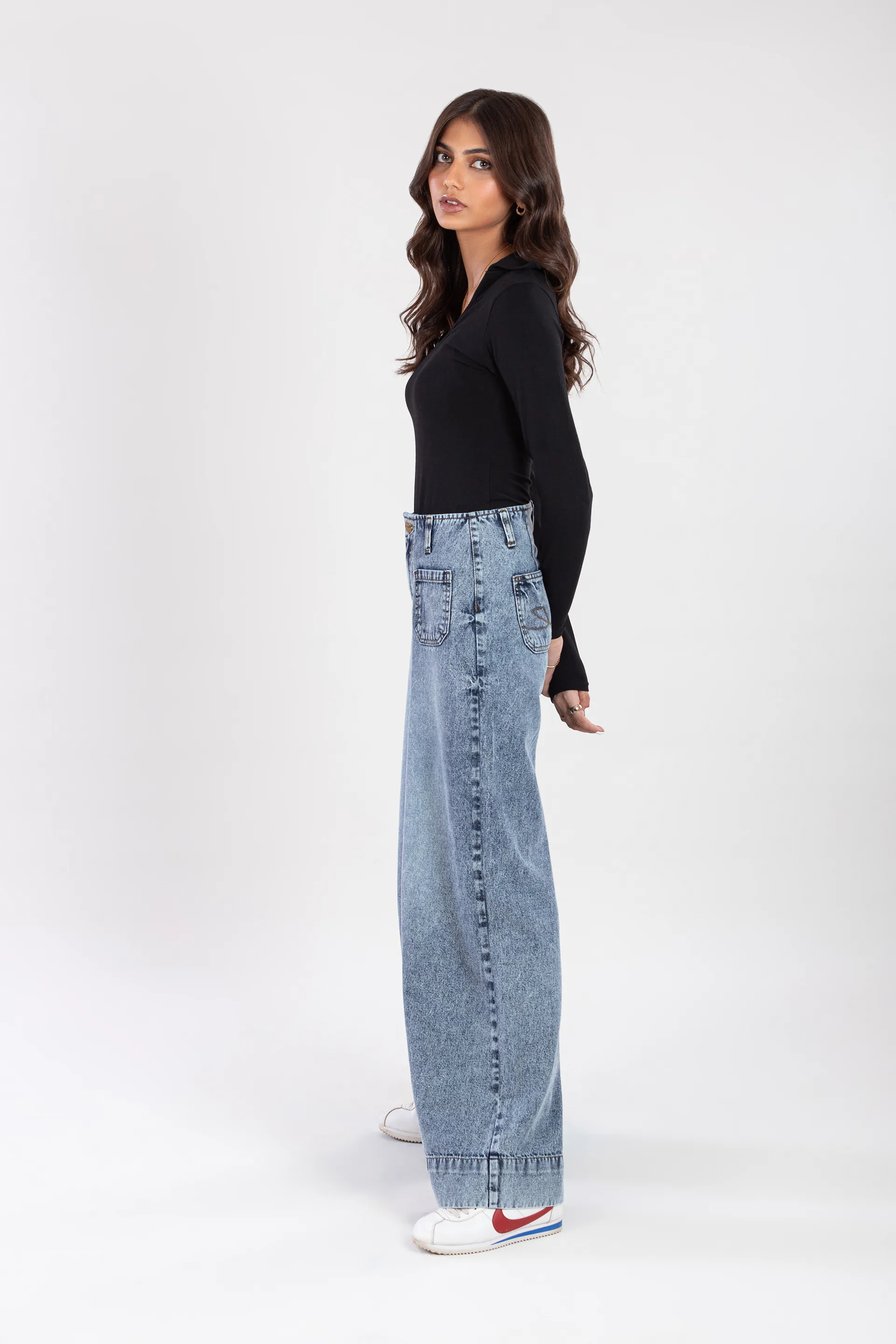 Cyra Patch Pocket Wide Leg