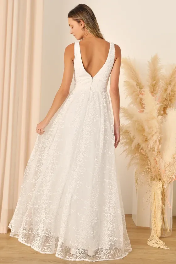 Sweetest White Mesh Embroidered Sleeveless Maxi Dress V-Neck Floor-length Wedding Dresses